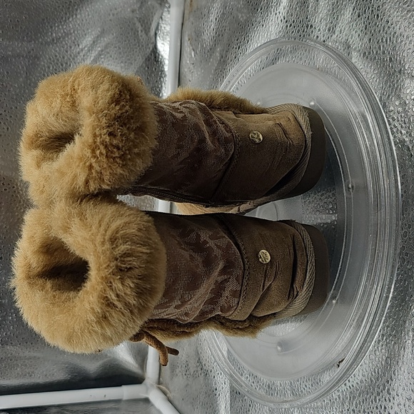 H Michael Kor Boots with the fur Lil Lettie SZ 10 In Toddler - Picture 4 of 10